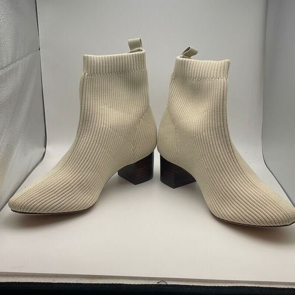 CUSHIONAIRE Women's Stretch bootie SIZE 7 CREAM - Picture 6 of 6